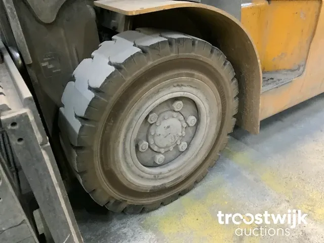 Vorkheftruck - afbeelding 13 van  15