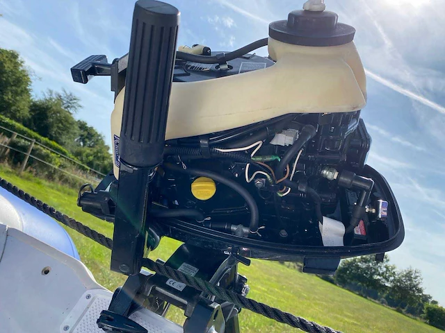 Vortex basic 300af rubberboot met buitenboordmotor en trailer - afbeelding 5 van  28