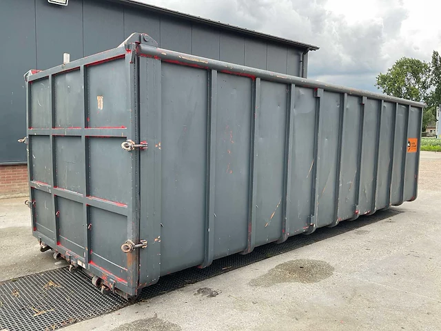 Vossebelt afzet afvalcontainer 33m3 - afbeelding 1 van  16