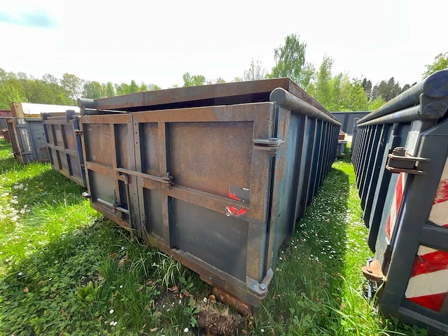 Vossebelt gesloten haakarm afzetcontainer / gesloten haakarm optrekcontainer - afbeelding 3 van  6