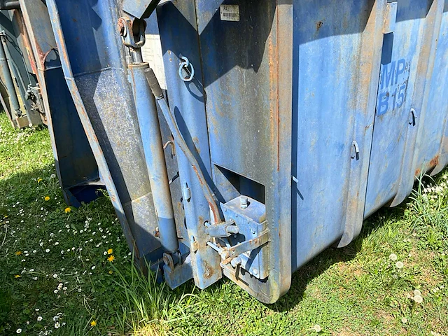 Vossebelt gesloten haakarm afzetcontainer / gesloten haakarm optrekcontainer - afbeelding 7 van  7
