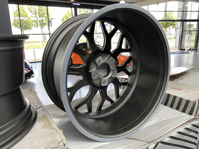 Vossen hybrid forged hf2-0n07 aluminium velg (4x) - afbeelding 4 van  8