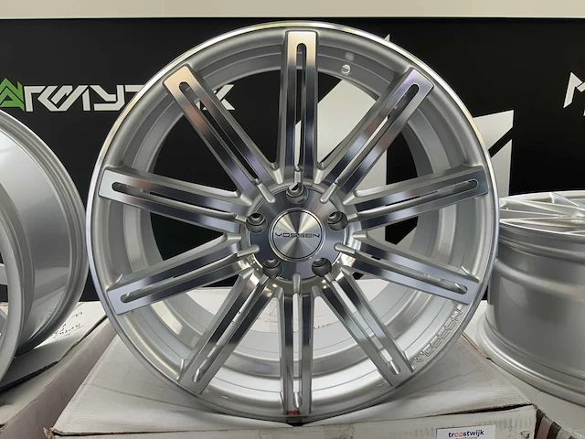 Vossen monoblock cv4-0b04 aluminium velg (4x) - afbeelding 2 van  8