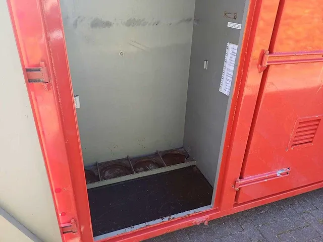 Vossenbelt ontsmettings afzet container - afbeelding 16 van  26