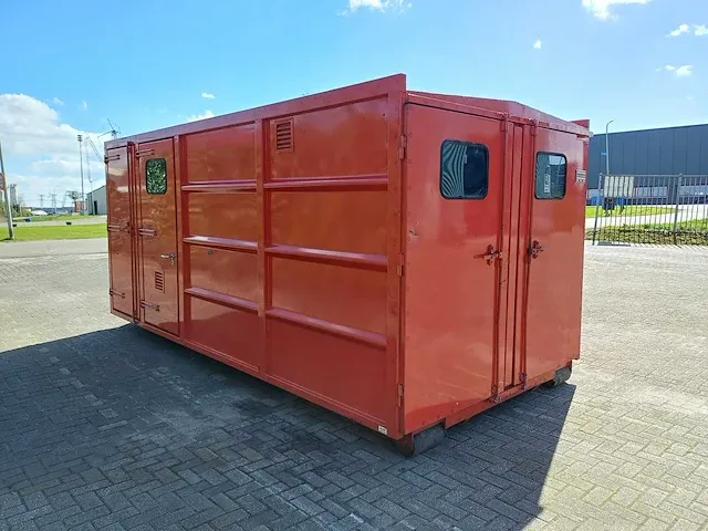 Vossenbelt ontsmettings afzet container - afbeelding 12 van  26