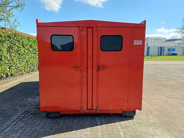 Vossenbelt ontsmettings afzet container - afbeelding 22 van  26