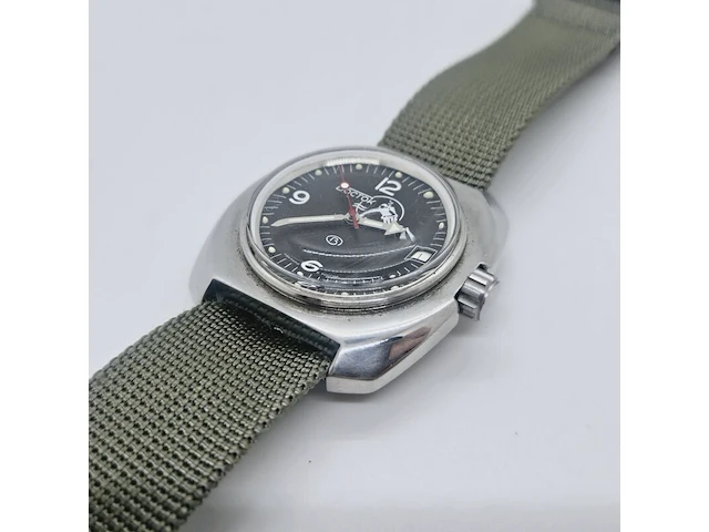 Vostok russisch mechanisch duikhorloge - afbeelding 2 van  7