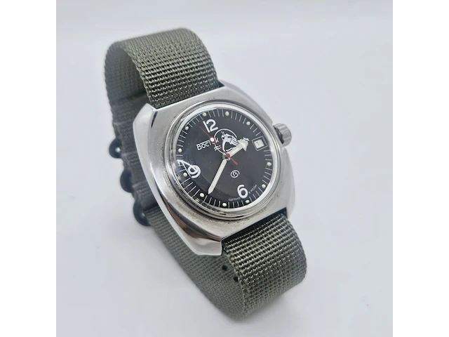Vostok russisch mechanisch duikhorloge - afbeelding 3 van  7