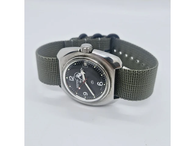 Vostok russisch mechanisch duikhorloge - afbeelding 6 van  7