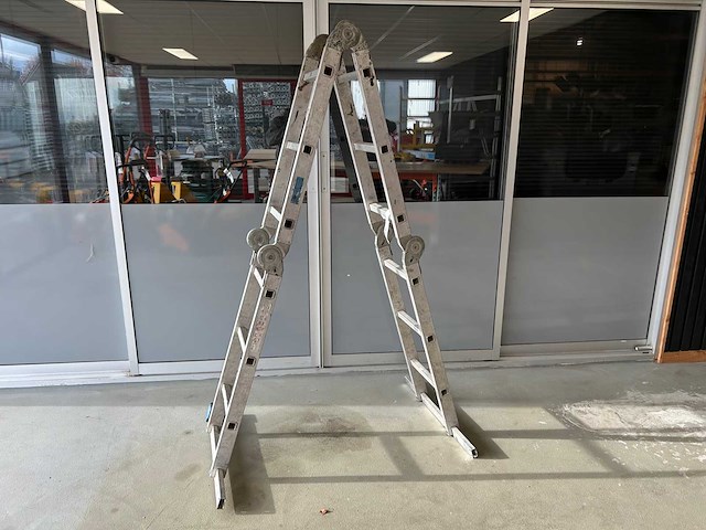 Vouwladder 4x3 - afbeelding 1 van  4
