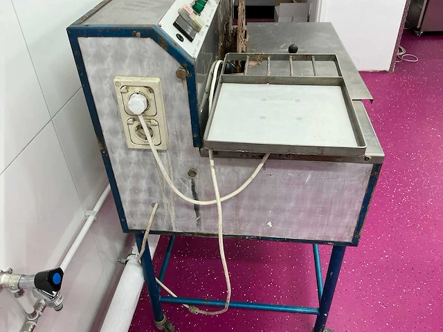 Vovachoc 30 mouleermachine - afbeelding 5 van  6