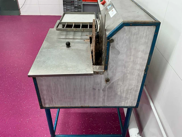 Vovachoc 30 mouleermachine - afbeelding 6 van  6