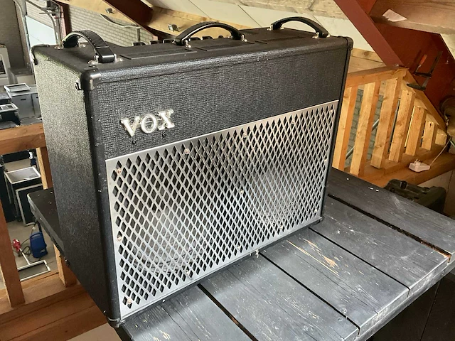Vox ad100vt gitaarversterker - afbeelding 1 van  4