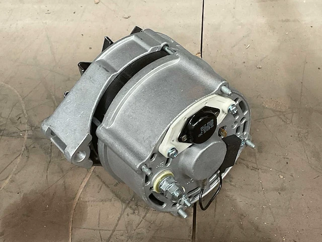 Vr-b203e 24v alternator - afbeelding 4 van  5