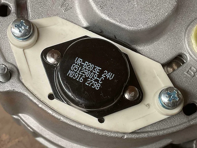 Vr-b203e 24v alternator - afbeelding 5 van  5