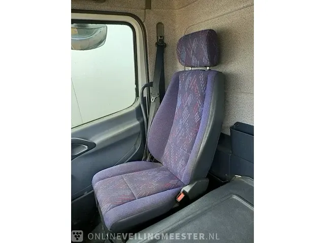 Vrachtwagen bakwagen doorspuit inrichting mercedes-benz, atego 815, bouwjaar 2003 - afbeelding 6 van  32