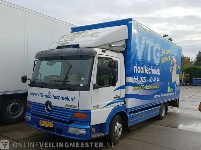 Vrachtwagen bakwagen doorspuit inrichting mercedes-benz, atego 815, bouwjaar 2003 - afbeelding 1 van  32