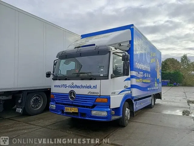 Vrachtwagen bakwagen doorspuit inrichting mercedes-benz, atego 815, bouwjaar 2003 - afbeelding 12 van  32