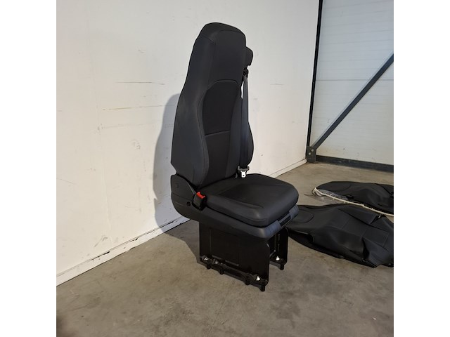 Vrachtwagen bestuurders stoel mercedes met 3x stoelhoes set voor daf 4x4 - afbeelding 7 van  12