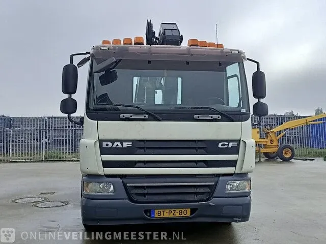 Vrachtwagen daf, cf 75.250 met haakarm hiab en hmf laadkraan, bouwjaar 2008 - afbeelding 9 van  72