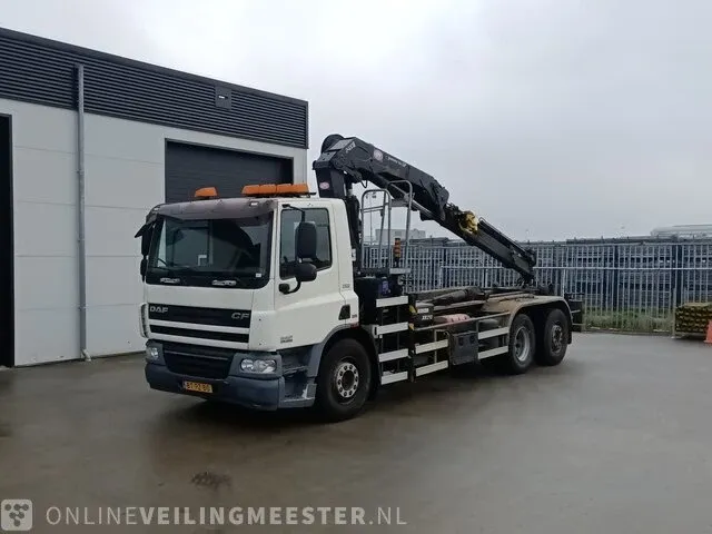 Vrachtwagen daf, cf 75.250 met haakarm hiab en hmf laadkraan, bouwjaar 2008 - afbeelding 10 van  72