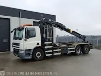 Vrachtwagen daf, cf 75.250 met haakarm hiab en hmf laadkraan, bouwjaar 2008