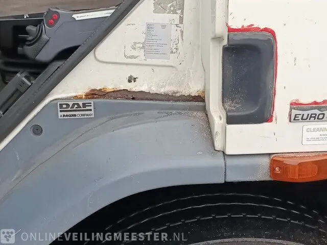 Vrachtwagen daf, cf 75.250 met haakarm hiab en hmf laadkraan, bouwjaar 2008 - afbeelding 52 van  72