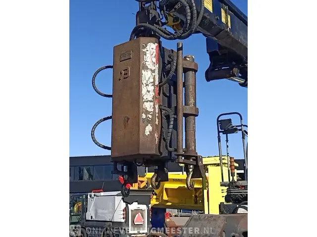 Vrachtwagen daf, cf 75.250 met haakarm hiab en hmf laadkraan, bouwjaar 2008 - afbeelding 66 van  72