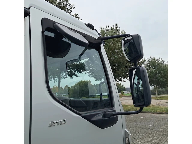 Vrachtwagen, daf, lf 210 fa, 2016, met laadklep, dhollandia dhlm.30 - afbeelding 24 van  64