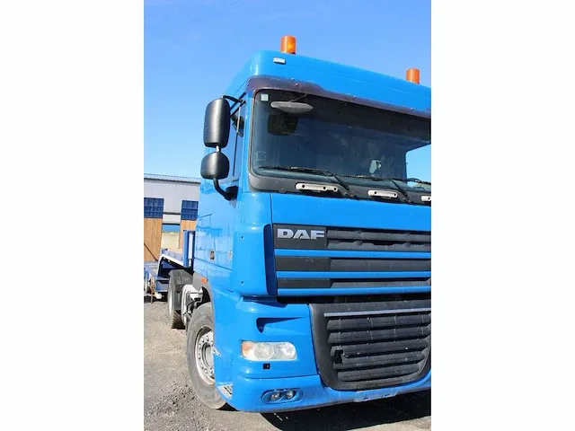 Vrachtwagen daf xf 150.410 - bouwjaar 2010 - afbeelding 4 van  45