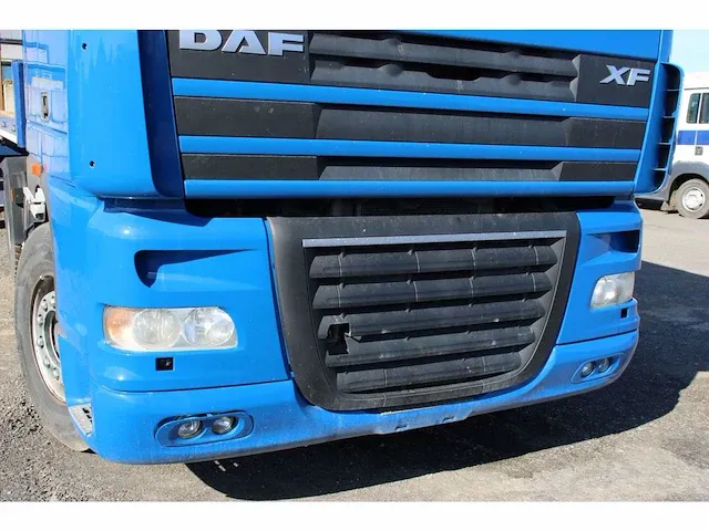 Vrachtwagen daf xf 150.410 - bouwjaar 2010 - afbeelding 5 van  45