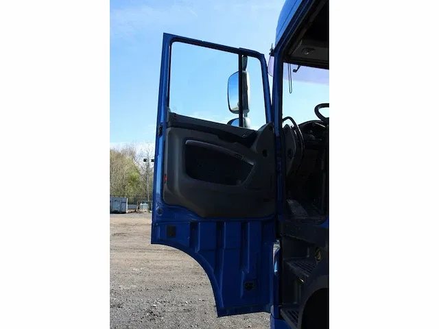 Vrachtwagen daf xf 150.410 - bouwjaar 2010 - afbeelding 18 van  45