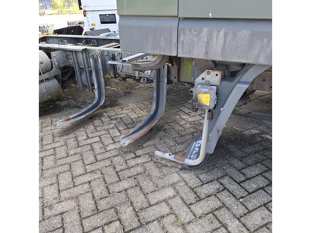 Vrachtwagen in onderdelen, daf, tt95xf 380, 1998 - afbeelding 37 van  57