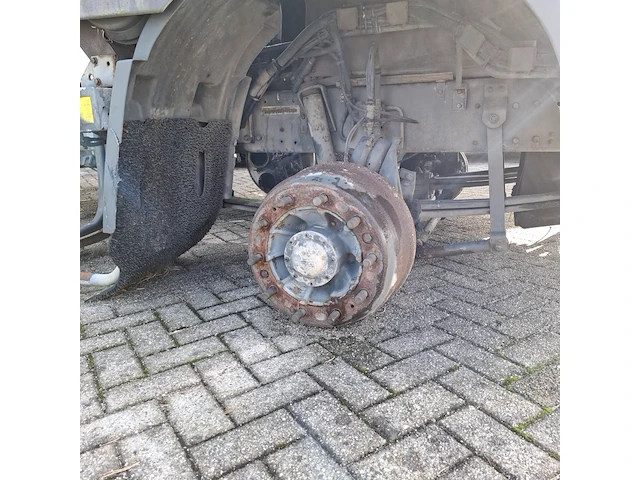 Vrachtwagen in onderdelen, daf, tt95xf 380, 1998 - afbeelding 39 van  57