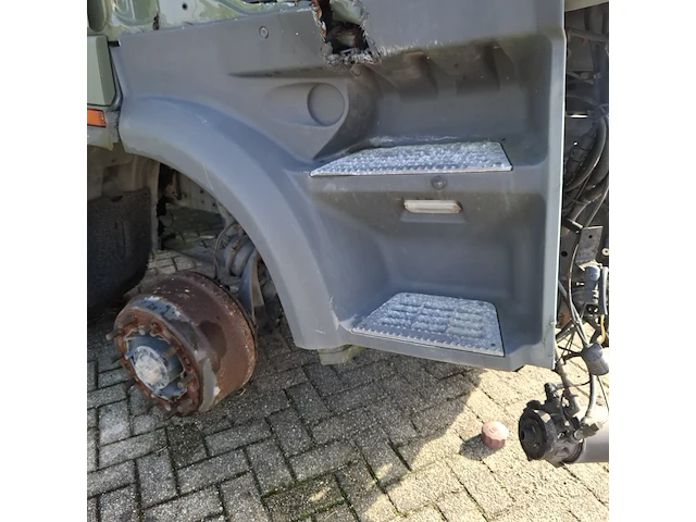Vrachtwagen in onderdelen, daf, tt95xf 380, 1998 - afbeelding 40 van  57