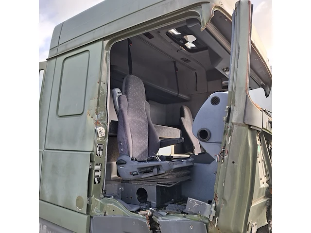 Vrachtwagen in onderdelen, daf, tt95xf 380, 1998 - afbeelding 42 van  57