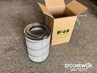 Vrachtwagen luchtfilter - afbeelding 1 van  8