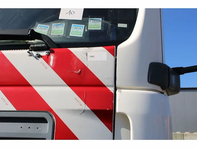 Vrachtwagen man tga 33.350 - bj2005 - afbeelding 4 van  56