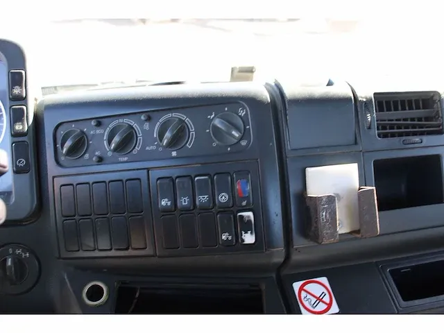 Vrachtwagen man tga 33.350 - bj2005 - afbeelding 37 van  56