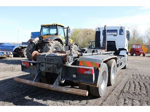 Vrachtwagen man tga 33.350 - bj2005 - afbeelding 45 van  56