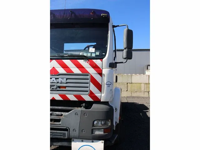 Vrachtwagen man tga 33.350 - bj2005 - afbeelding 56 van  56