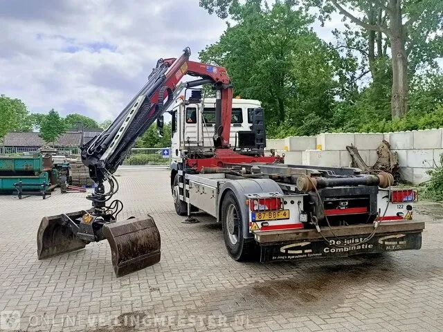 Vrachtwagen man, tgm 18.250 4x2 bl eev - kraan hmf met grijper en container lift systeem, bouwjaar 2012 | 143862 km | 87-bbf-4 - afbeelding 2 van  43