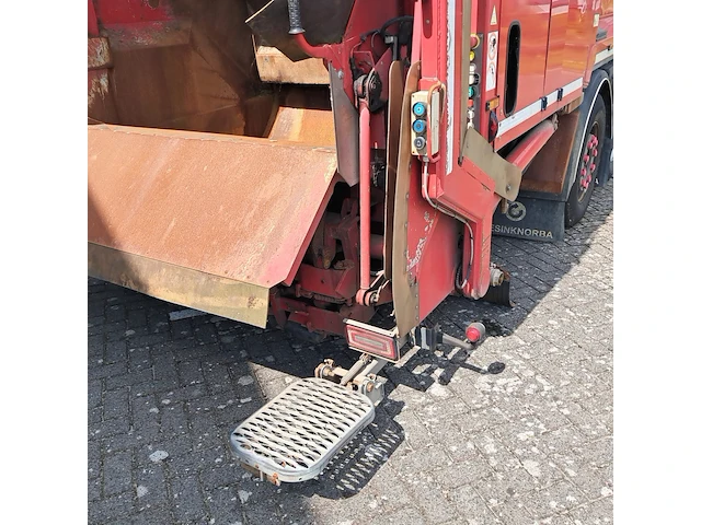 Vrachtwagen met afvalinzamelingssysteem iveco, ad260sy/ps, bouwjaar 2015 - afbeelding 8 van  46