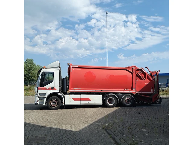 Vrachtwagen met afvalinzamelingssysteem iveco, ad260sy/ps cng, bouwjaar 2016 - afbeelding 34 van  45