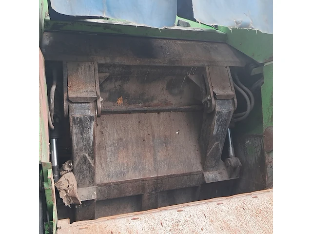 Vrachtwagen met afvalinzamelingssysteem scania, p280, bouwjaar 2015 - afbeelding 11 van  52