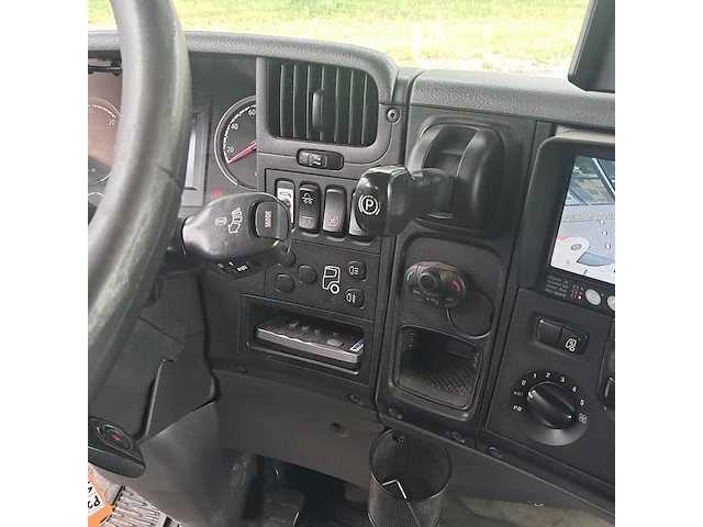 Vrachtwagen met afvalinzamelingssysteem scania, p280, bouwjaar 2016 - afbeelding 39 van  52
