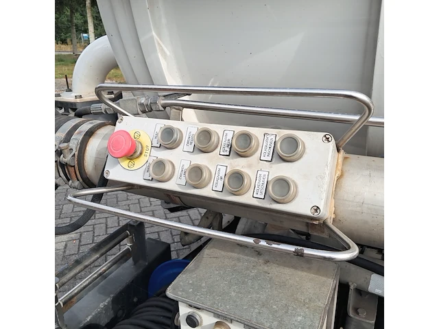 Vrachtwagen met kolkenzuiger, daf, fa lf45, 2013 - afbeelding 29 van  61