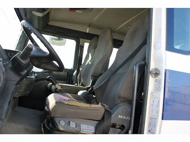 Vrachtwagen met kraancombinatie man tgl 12.210 bl doka - bj2009 - afbeelding 27 van  50