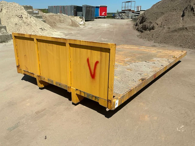 Vrachtwagen platform trekker zoutstrooier plateau - afbeelding 1 van  12