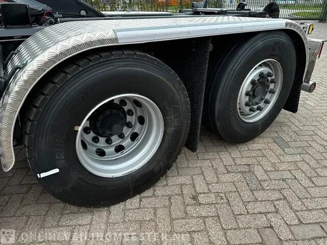 Vrachtwagen scania, p360. met laadkraan, schalenknijper en haakarm hiab, bouwjaar 2023 tellerstand 119 km - afbeelding 5 van  55